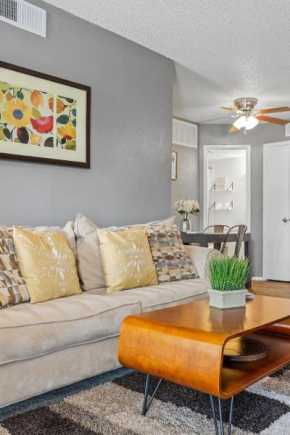 Urban One Bedroom Apartment with Wifi
